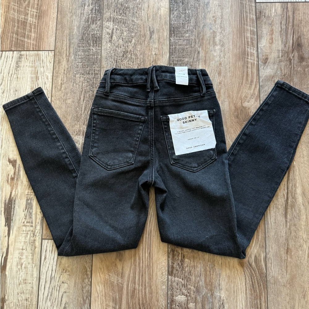 NWT Good American Good Petite Skinny 00/24 Black